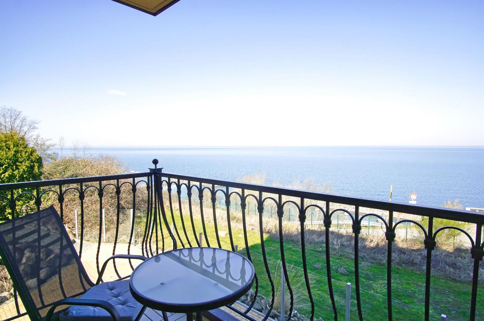 Ferienwohnung Mit Traumhaftem Meerblick - Haus Am Meer Fewo 01 Lohme Exterior photo