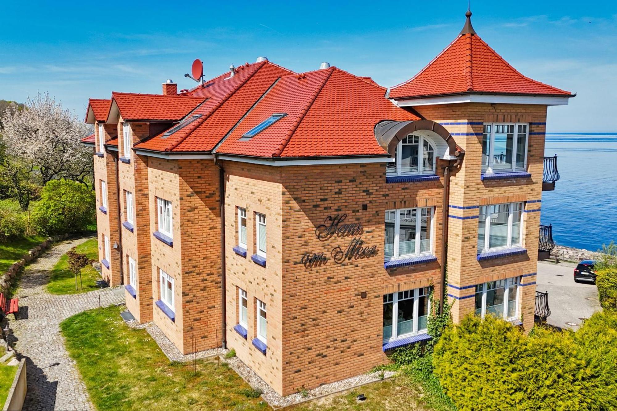 Ferienwohnung Mit Traumhaftem Meerblick - Haus Am Meer Fewo 01 Lohme Exterior photo